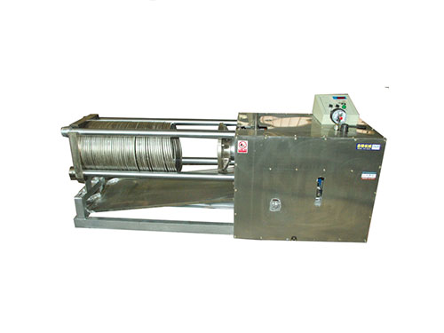 不銹鋼材質(zhì)全自動(dòng)臥式液壓榨油機(jī)DLW-100DS,自動(dòng)壓榨退榨，古法榨油機(jī)